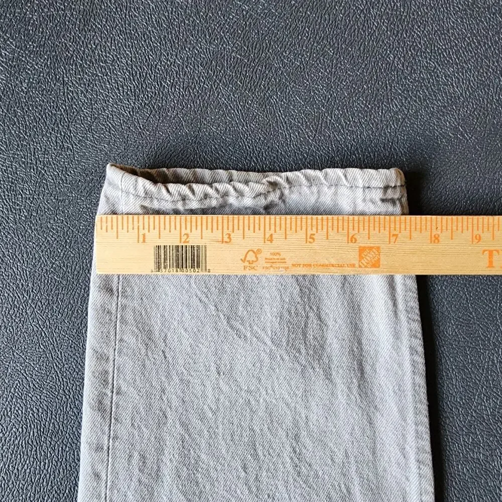 Vintage 90's Levi's 501 Classic Fit Grey Denim Jeans 33x32